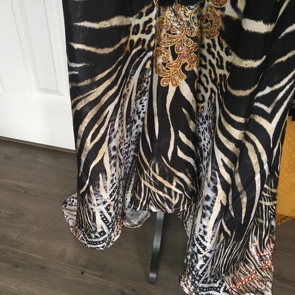 Cover Up - Picture 7 of 9